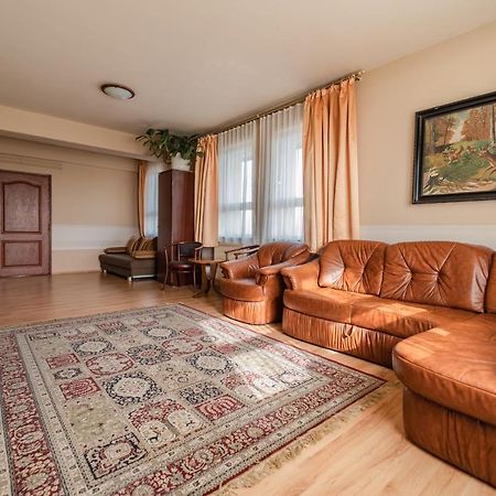 בקשצ'אבה Panorama Hotel מראה חיצוני תמונה