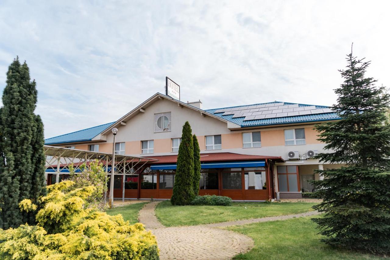 בקשצ'אבה Panorama Hotel מראה חיצוני תמונה