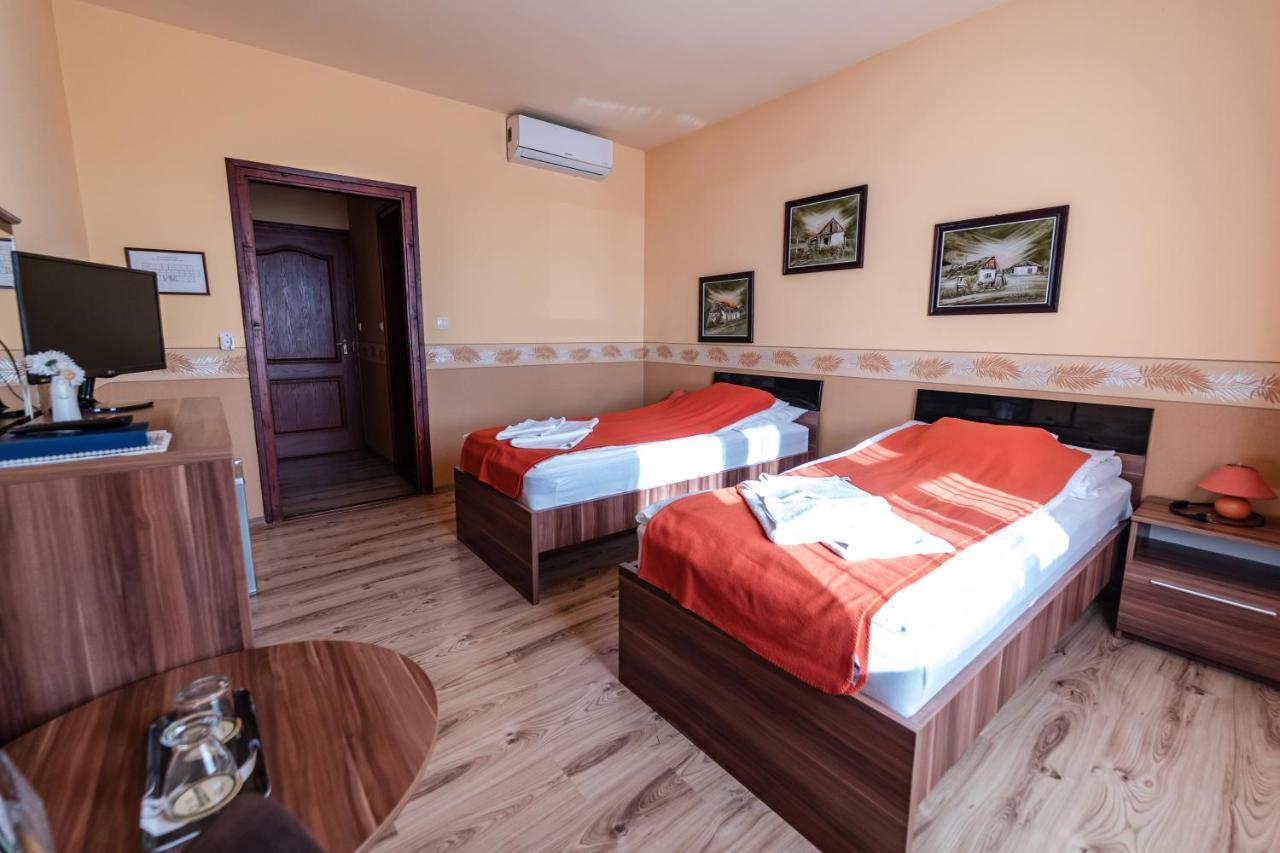 בקשצ'אבה Panorama Hotel מראה חיצוני תמונה
